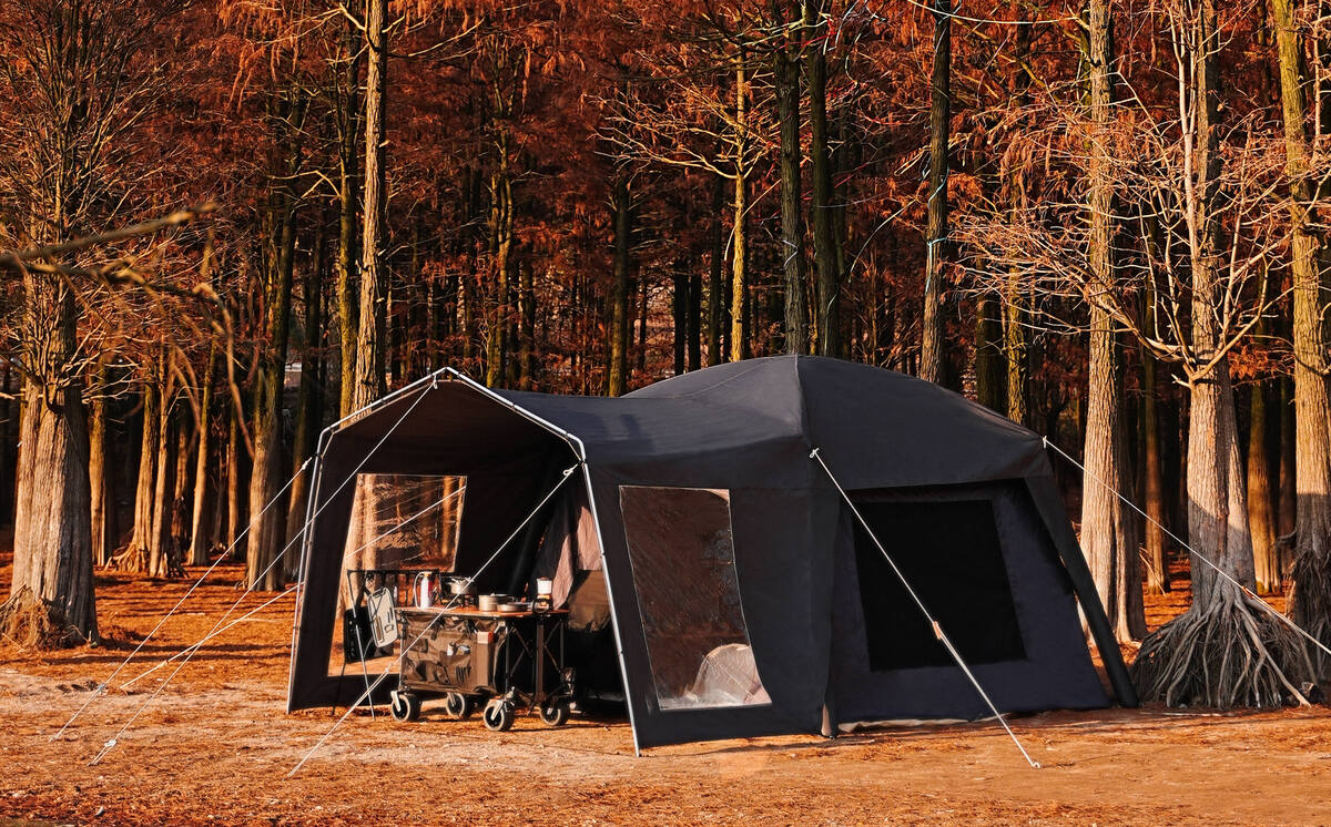 Tunnel Family ( Inflatable Tent )