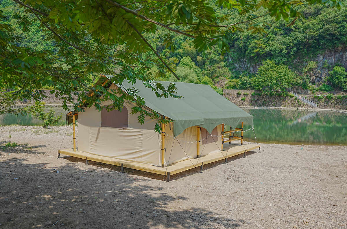 Safari Tent